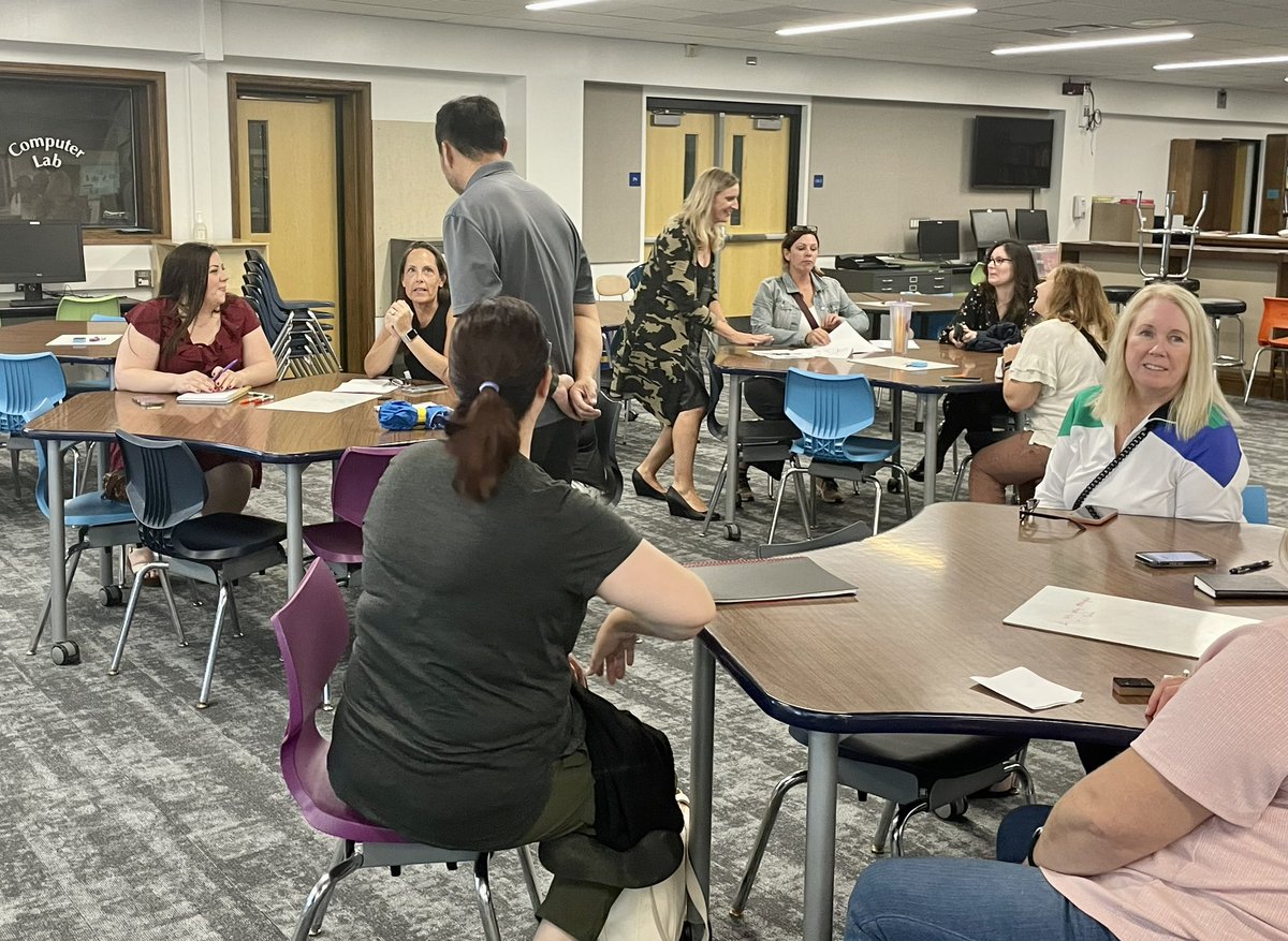 Sara Cibor tweet media