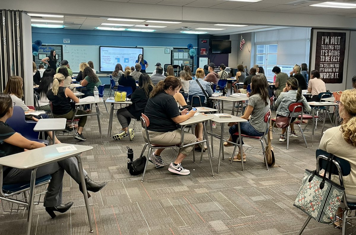 Sara Cibor tweet media