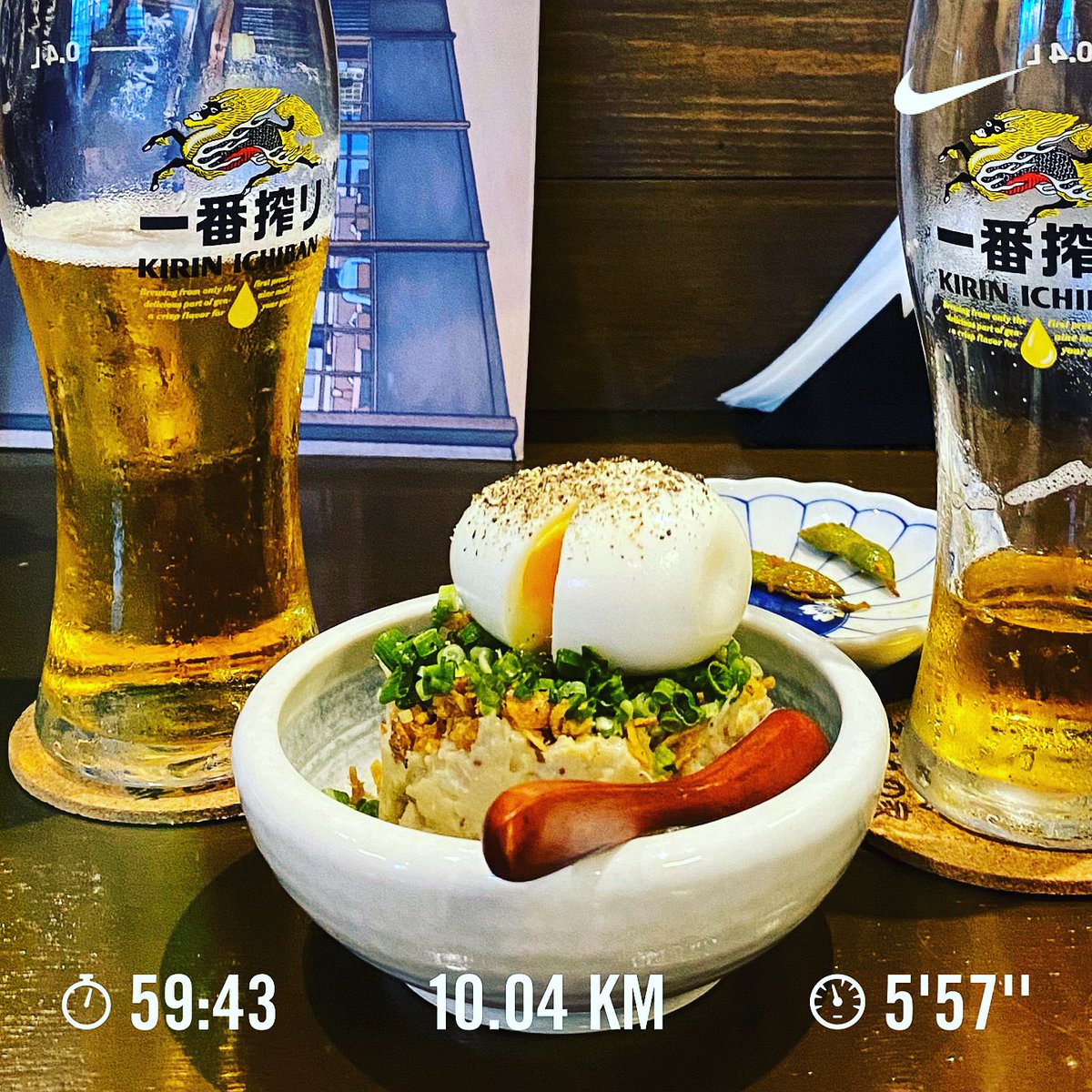 yeonree's tweet image. 일주일이 끝나간다. 
어제 결국 결정을 내렸고, 후회하게 될까, 아닐까. 

불면증은 여전하지만 (한번 잠에서 깨면 회사에서 있었던 일들을 계속 다른 버젼으로 시뮬레이션 돌림) 내일은 토요일이니깐 이불 속에서 꼬물꼬물 💭 나오지 않을테야. 🐳

#runrunbabyrun🏃🏾‍♀️ 
#nrc👟🇰🇷