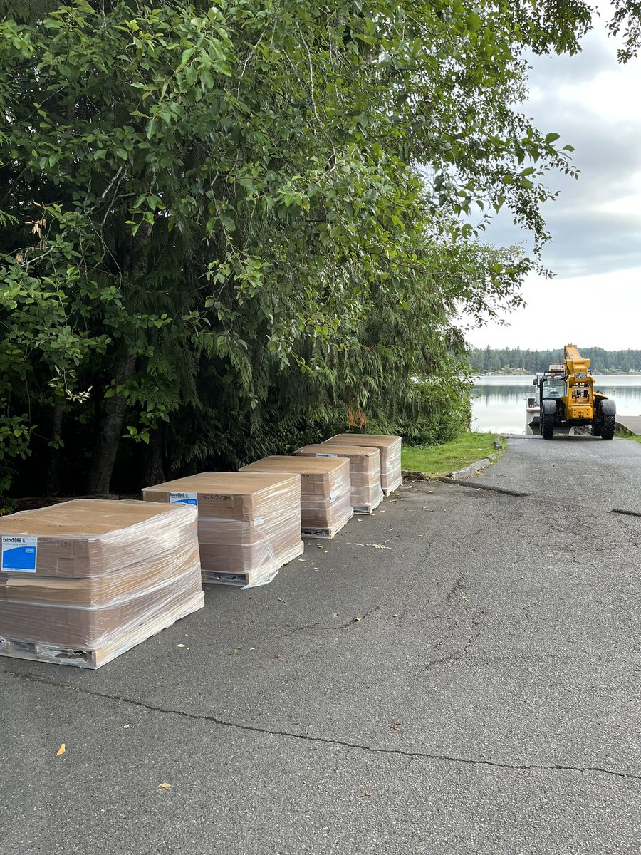 aquatechnex's tweet photo. Eutrosorb G sequesters phosphorus and restores lakes impacted by harmful algae blooms. Another day another lake saved #stewardsofwater https://t.co/7MYKBnYeUL