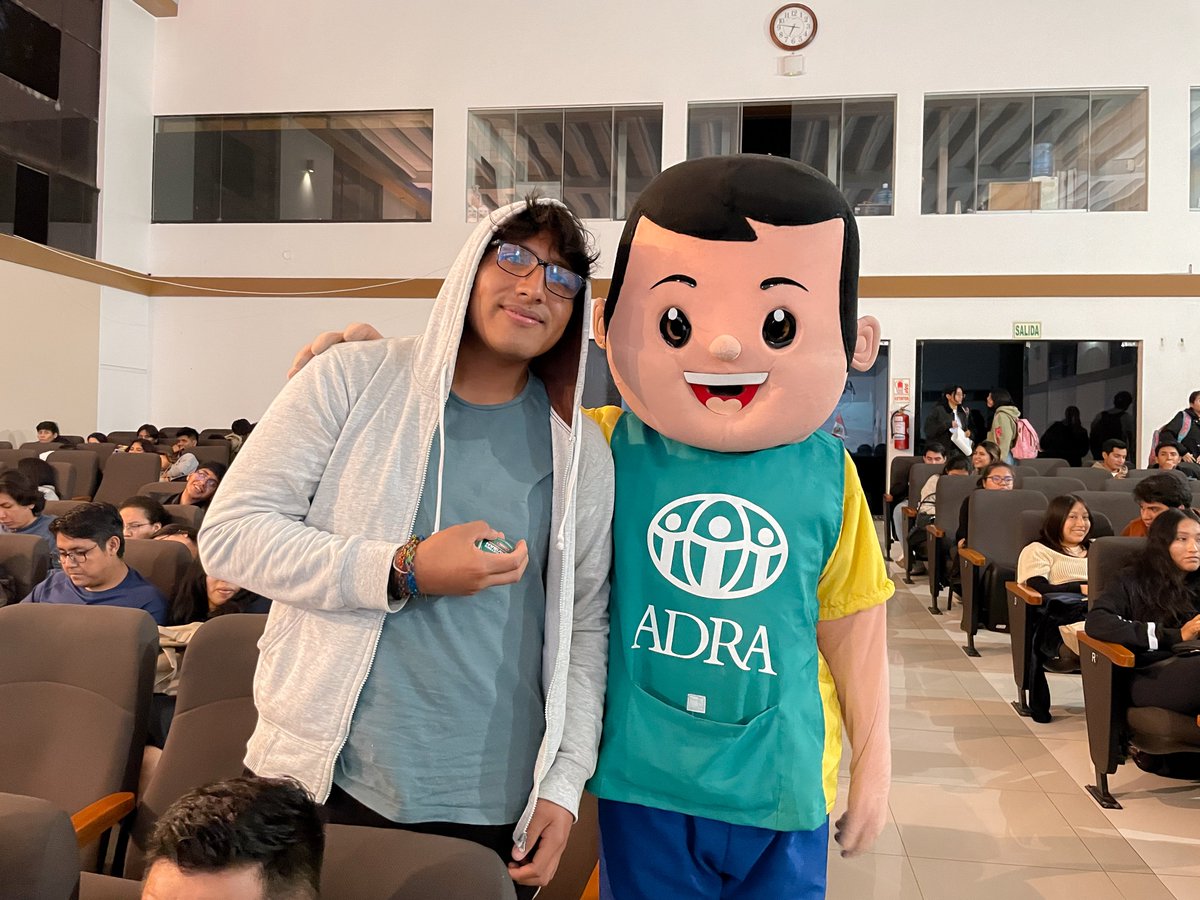 adraperu's tweet photo. 🔴#Auxiliatón🫂💚✨| La Facultad de Ingeniería y Arquitectura de la UPeU ya forma parte de la AUXILIATÓN de #ADRAPERU🤲 Súmate tú también a esta gran fuerza solidaria, y juntos llevemos ayuda a los más vulnerables. 💚
https://t.co/EOwKA5PkFB
📲 YAPE/PLIN: 997 555 048 https://t.co/5CvJTQL7Dc