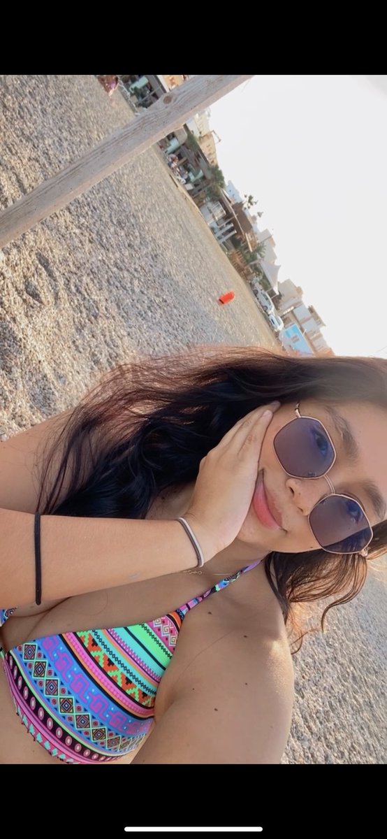 RiosKarollay's tweet photo. En la Playita todo es Mejor..☀️🪸🌊🏖️ https://t.co/BXSCZlp0QL
