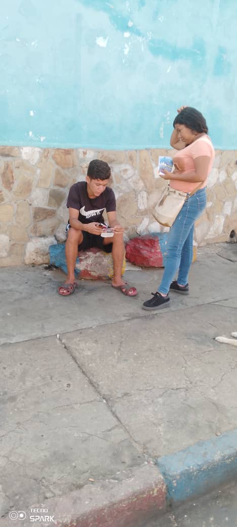 VP_Carabobo's tweet photo. #07Sept Luego parte del Equipo Político de Miguel Peña, se .traslado a la comunidad de Santa Teresa dónde realizó casa por casa, invitando a los ciudadanos a participar en la primaria del #22Oct
#SiBarianasPudoMiguelPeñaPuede https://t.co/jO42wbvjXC