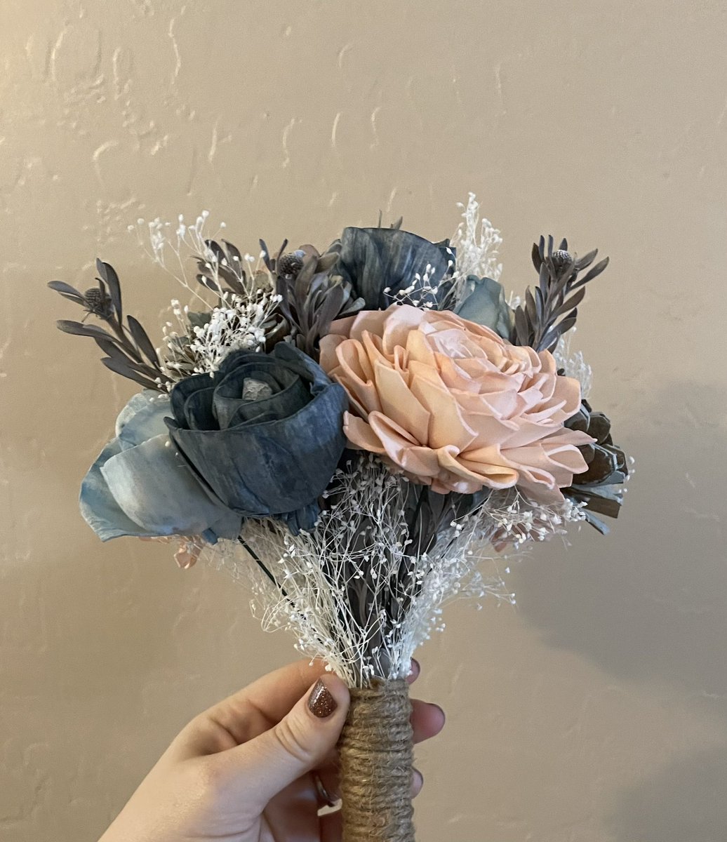 Wedding planning is really kicking off!! Loving our sample bouquet from @solawoodflowers ! So beautiful and will match our theme so well! 🚂 So excited to marry the love of my life in less than 6 months! @kultherion 

#2024Wedding #SoExcited #VerdeCanyonRailroad