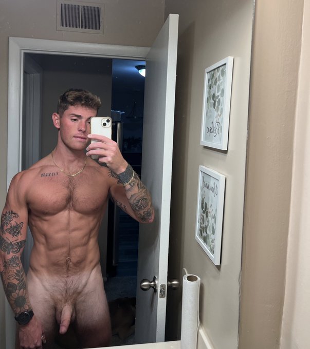 Hairy boy 👨🏼 https://t.co/PddsEgWQ5f