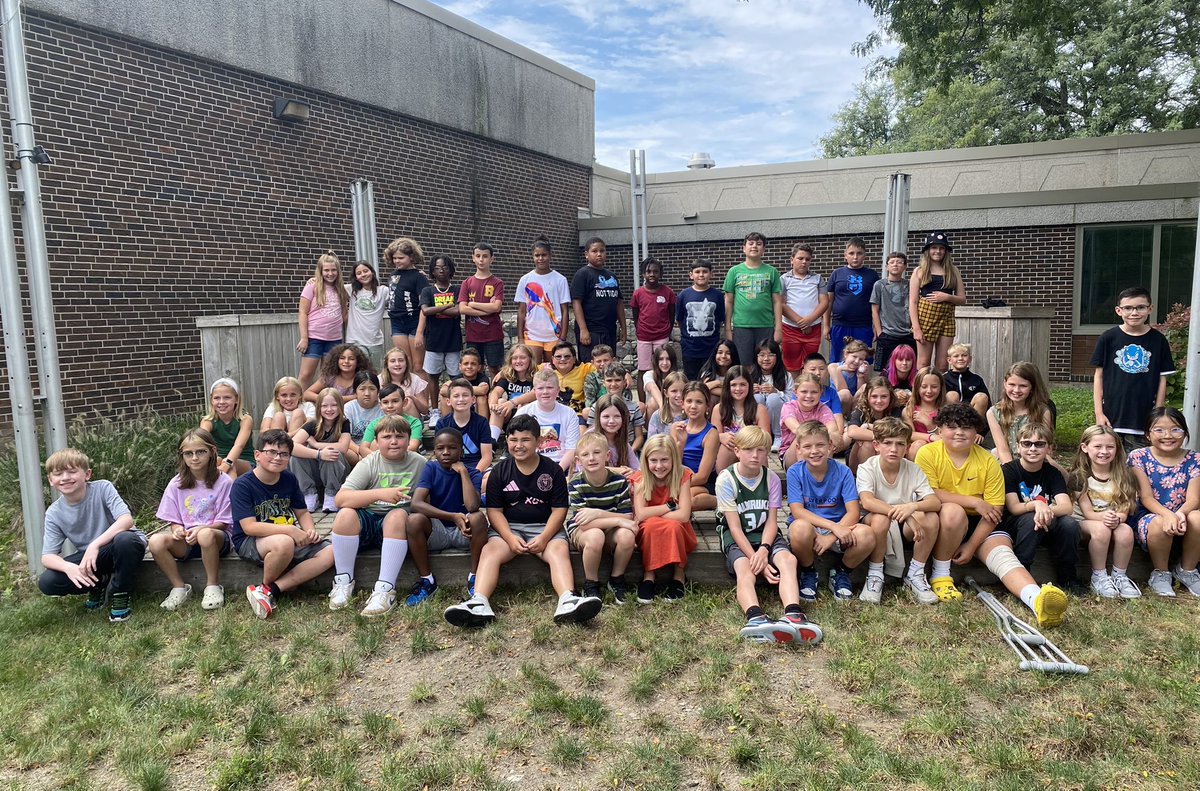 Joelle Ross tweet media