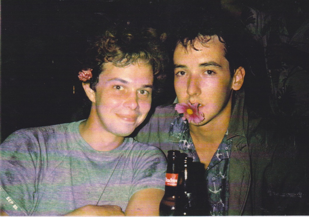 For those One Crazy Summer fans tonight.
I forget the bar...