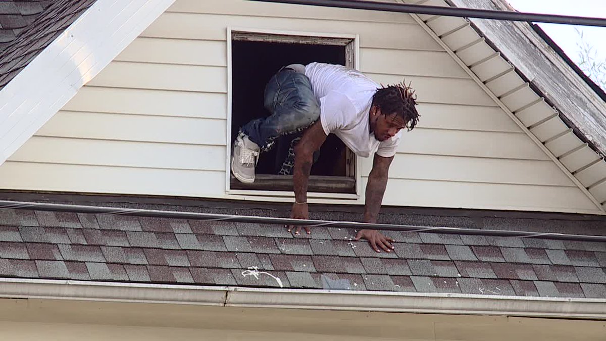 FOX59's tweet photo. FOX59 has confirmed Eric Butler, the man arrested yesterday during an Indy drug raid, is a high-ranking member of the former Grundy crew.

@JennyDreaslerTV has more: https://t.co/i4ICtGZqn6 https://t.co/aDsn9UAN4a