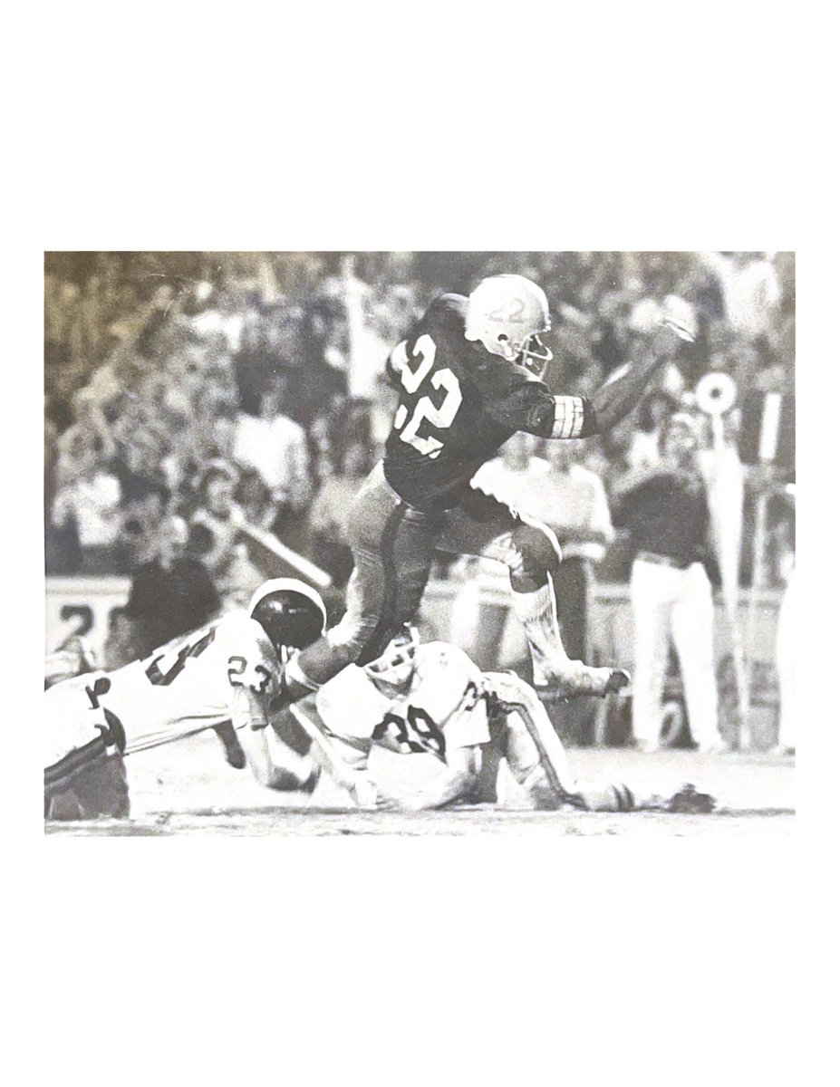 ASU_Alumni's tweet photo. #ThrowbackThursday to some legendary Sun Devil Football! Do we have any #ASUAlumni here that remember the #ASULegends of the early 70s? 🏈🔱
Don’t forget to join us Oct. 27 for 2023's Legends Luncheon honoring these Fiesta Bowl winning teams! https://t.co/kVikp5J86G https://t.co/yrKC4Q7qRs