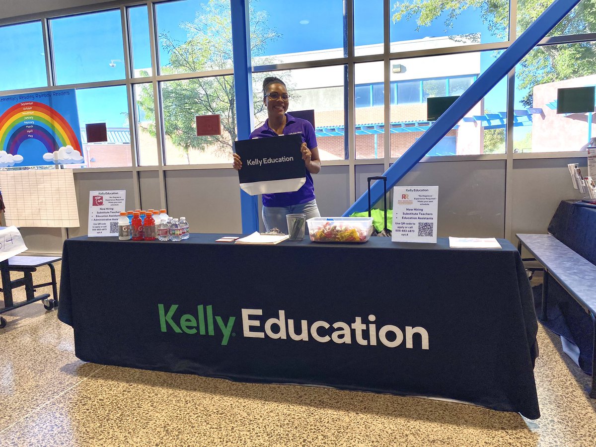 ApsRecruitment's tweet photo. Welcome to Atrisco ES parent night!
Thank you to our Atrisco Admin for inviting us APS Recruitment and Kelly Education to this event. We want to reach out to the community and bring awareness of the great job opportunities we have available.
#APSWORKS https://t.co/vfHAoguWne