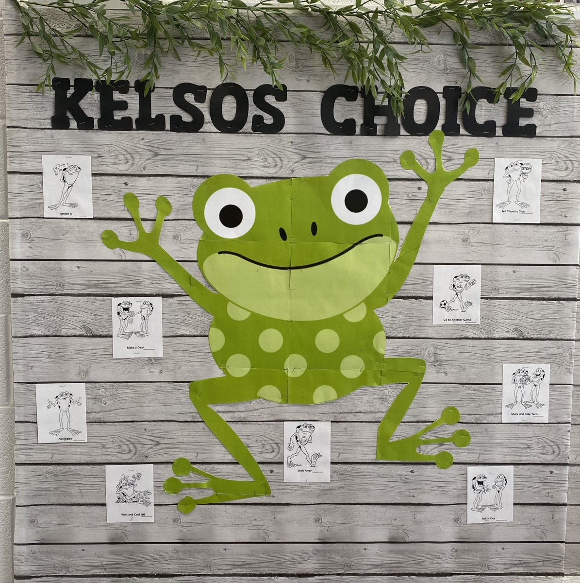Kelso is ready to help our kiddos with problem solving and making great choices! 
<a href="/DonnellyEmilie/">Mrs. Donnelly</a> <a href="/louisearbourfi/">Louise Arbour FI</a> <a href="/KelsosChoice/">Kelso's Choice</a>