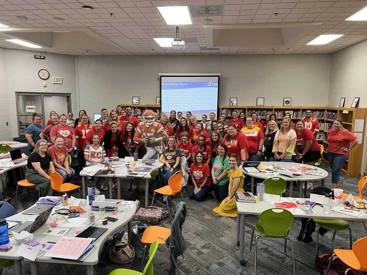 ElemCIAPD's tweet photo. ⁦60 AMAZING ⁦⁦@RayPec⁩ teachers together for some pre-game Science of Reading learning w/Julie &amp; Abby from ⁦@KCRPDC⁩ !  It’s LETRS kickoff training for us before ⁦@Chiefs⁩ kickoff the season home opener!  Thx ⁦@PatrickMahomes⁩  for joining us! https://t.co/LxddTTNYr9