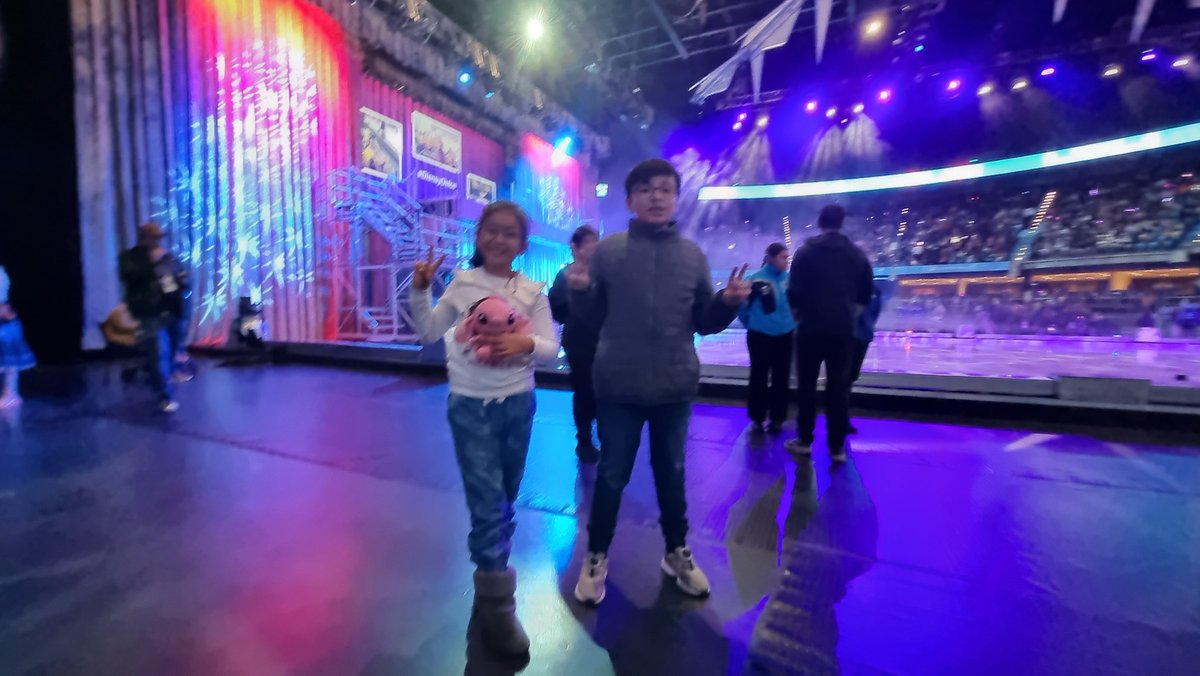 #DisneyOnIce con <a href="/mafe3d/">Mafx Morales </a> <a href="/anclago5095/">Ana Claudia Gordillo Campo</a>