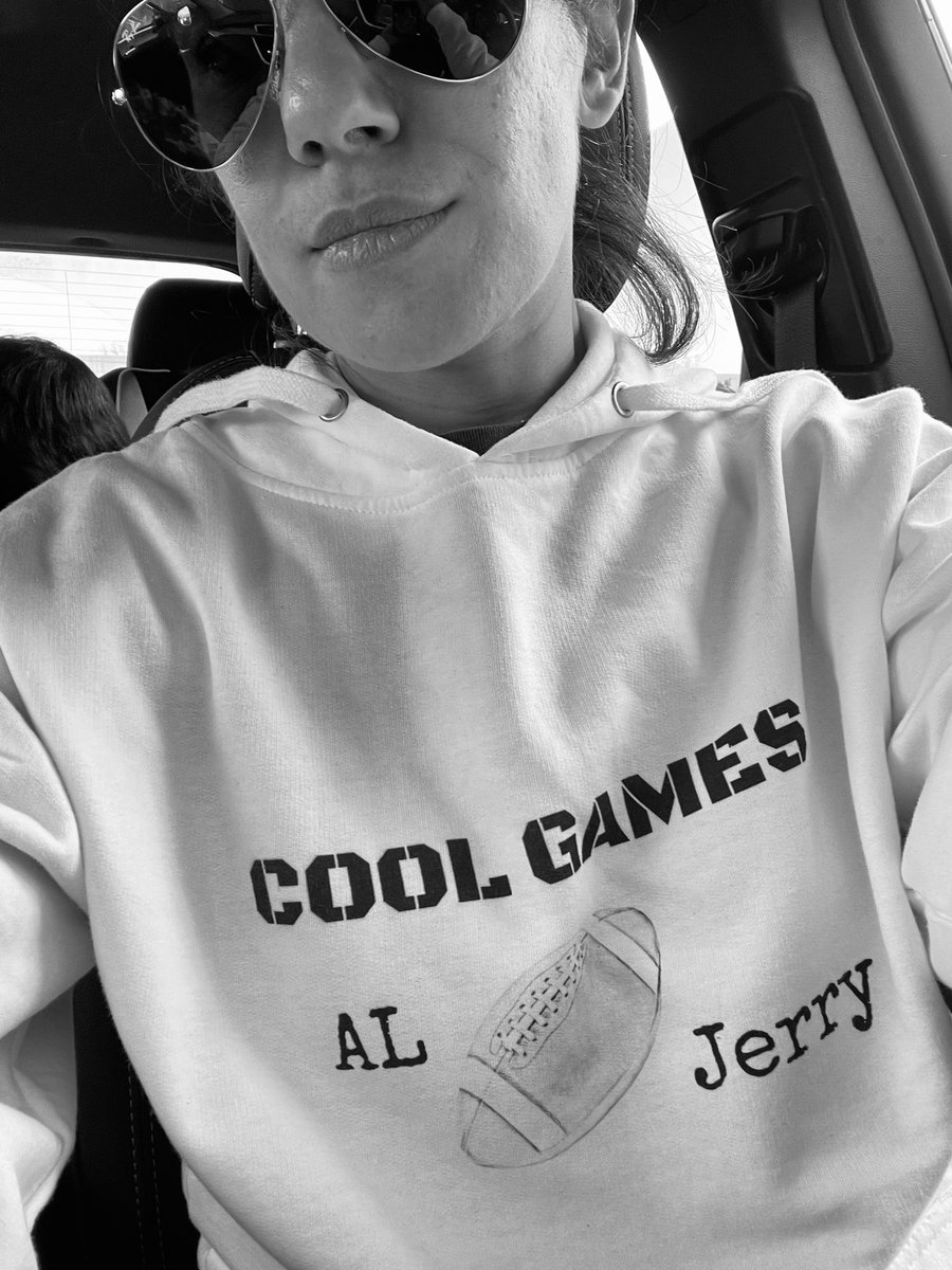 NickleStilletto's tweet photo. On vacation, been setting the alarm for 6am cuz of @WFANmornings . May just have to set it for 5:25am tomorrow cuz ITS TIME FOR…COOL GAMES. @Alsboringtweets n @JerryRecco will give you some CooOoooOoooOollll GaaAaaAaaAaammmmeeeessss! YEAH YEAH YEEEEAAAAAHHHH!  #tbpic https://t.co/0W4Kt6qz33