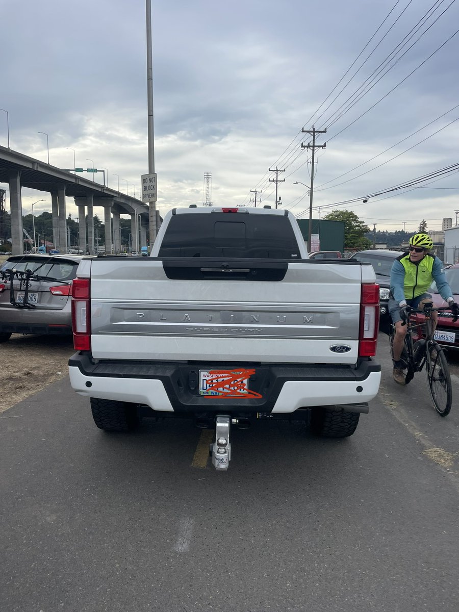 mysteryTKO's tweet image. If you need to go fishing for salmon so urgently that you decide to park your massive super duty over the entire West Seattle Bridge Trail bike path… I just… don’t know what to say about your priorities. #sdot #finditfixit
