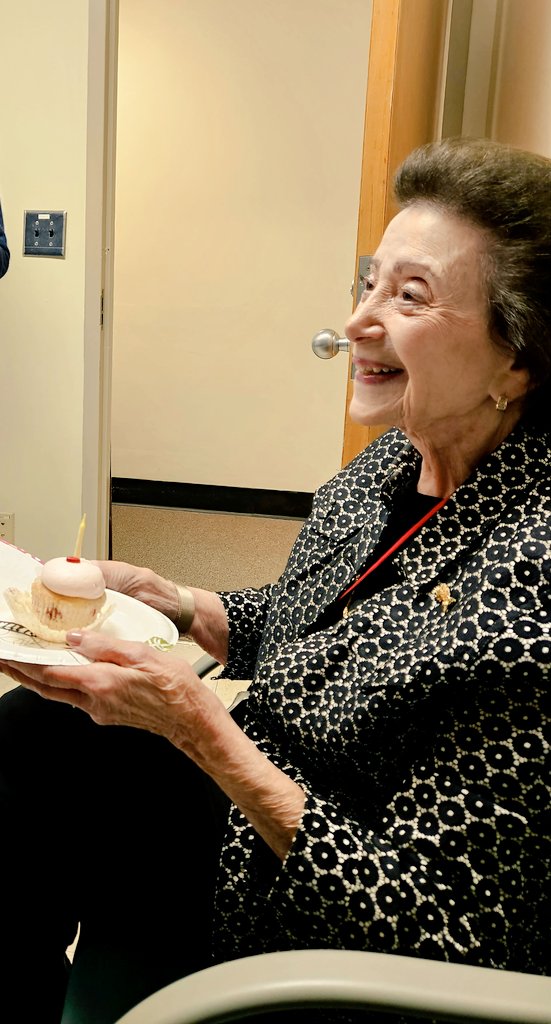 modeldoc's tweet photo. We had fun yesterday @GradyHealth celebrating Dr. @NanetteWenger 's birthday with @EmoryatGrady @emoryheart @emory_heart faculty and fellows. @emorywomenheart 
Dr. Andy Smith won the @Kahoot game "The Wenger Test"🙂 https://t.co/PdEL8ChOnh