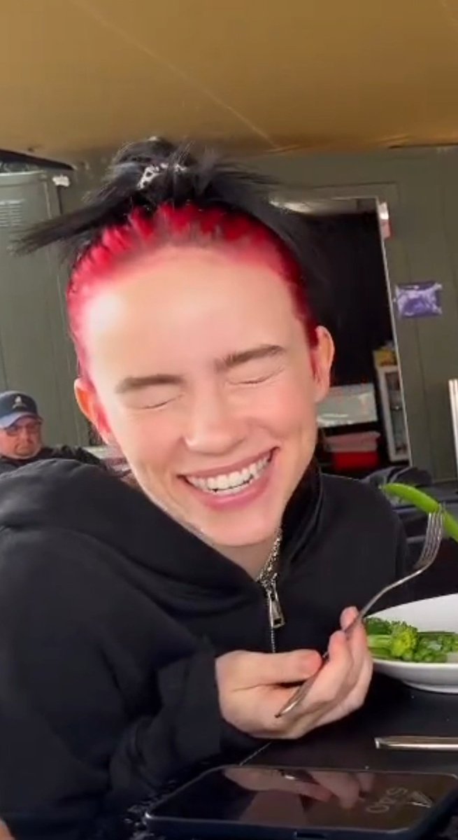 andwhenwilli's tweet photo. My strawberry head https://t.co/SixFv536aw
