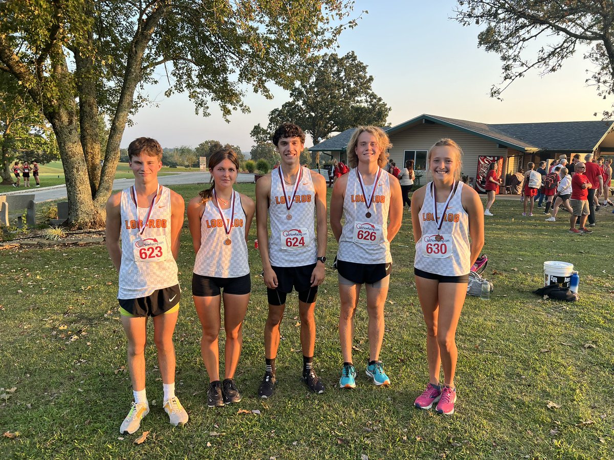 LogRogXC's tweet photo. Great meet for LR XC!! 2nd Place for both the Boys and Girls Teams in the Class 3-5 Division. It came down to a tiebreaker for the Girls! #Everyrunnercounts #WeAreLR @TheChainGang3 @LRWildcatATH @LRHSWildcats https://t.co/CloLaQeVBX