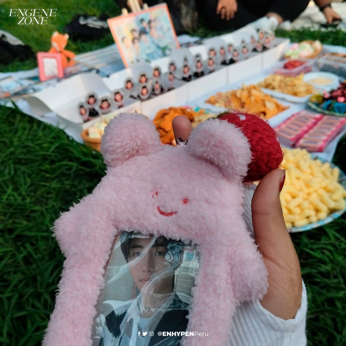 ENHYPENPeru's tweet photo. ❪ FOTOS ❙ 230907 ❫ @ENHYPEN_members
Memorias del ENGENE Zone 2 ☀️
➨ (4/4)
#ENGENEZone #ENHYPEN #엔하이픈
© ENHYPENPeru https://t.co/sOs5IahfIO