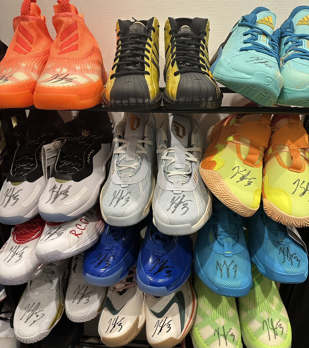 こちらご登録してもらえる方から抽選で12名にボクのサイン入りシューズをプレゼントします！

リポストしてくれた方が対象となります！もう既に登録されている方もリポストしてもらえれば対象となります😊

relentless-painter-7189.ck.page/a189daccda