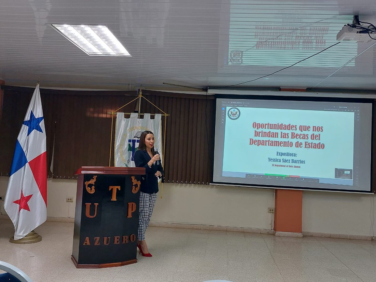 ysaez22's tweet photo. Celebrando la Exchange Alumni Week! Descubriendo el mundo de oportunidades que las becas del Departamento de Estado de EE. UU. nos brindan. 🇺🇸🎓 Celebrando el poder de la educación para cambiar vidas. 📚✈️ @StateIVLP @USEmbPAN
#AlumniWeek #EducaciónGlobal #IVLP2021 #IVLPalumni https://t.co/a6Q8XBsm5p