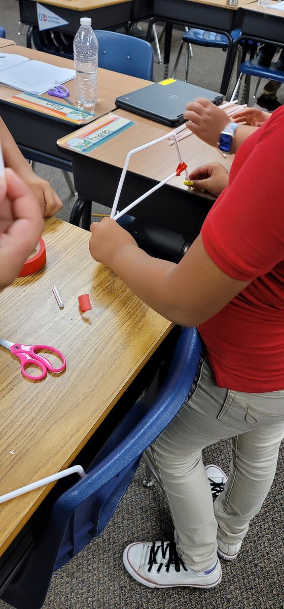 Esmeralda Torres tweet media