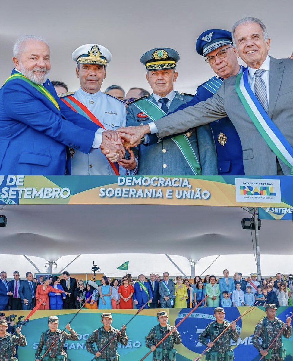 Que leveza um 7 de setembro dentro da normalidade institucional. Sem um Presidente ameaçando STF e conspirando contra a democracia. Sem uma extrema-direita insana pedindo intervenção militar. O verde e o amarelo sendo de todos nós!