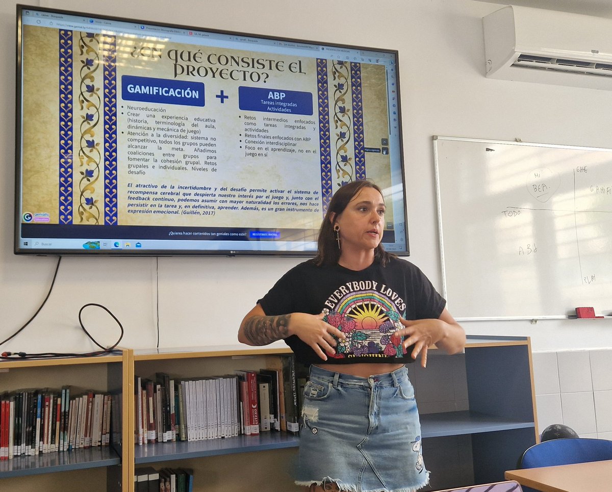 patrucarrasco's tweet photo. Hoy #FormaciónInicial  @proyectocartama estuvo enriquecida con #gamificación fascinante sobre #matemáticas d Beatriz Molina; el club de #Escritura Creativa y otros proyectos literarios desarrollados por Carmen Ballesteros y Alba Machado y otro sobre #Prehistoria d Luisa Rivera 🤩 https://t.co/AXBK6dlhbV