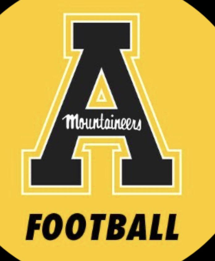 blessed to receive my 11th d1 offer from App state!! @boskiRNS @coach_sloan @AppState_FB