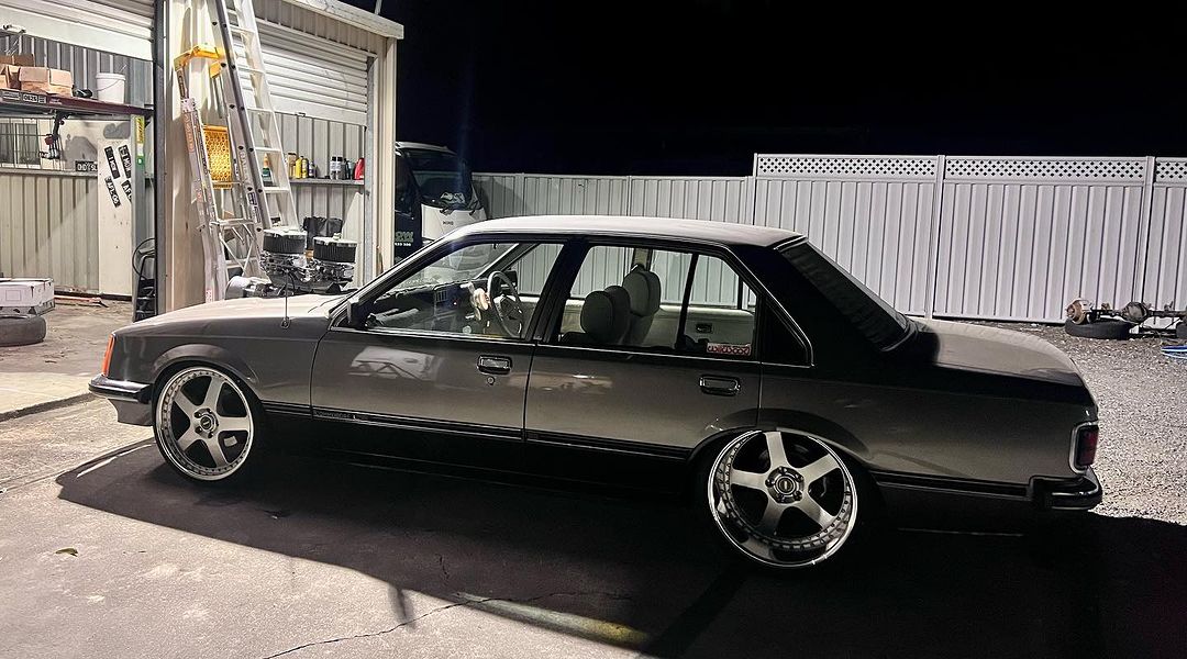 Simmons_Wheels's tweet photo. #repost
πͺπͺ
@greavas_da_boss
#kng304 #304 #308 #vb #vbcommodore #v8 #blown #streetcar #tubbedrides #tubbed #simmonswheels #slammed #steelbumpers #chromebumpers #aussiemusclecar #5litre https://t.co/rQdQmReTEJ