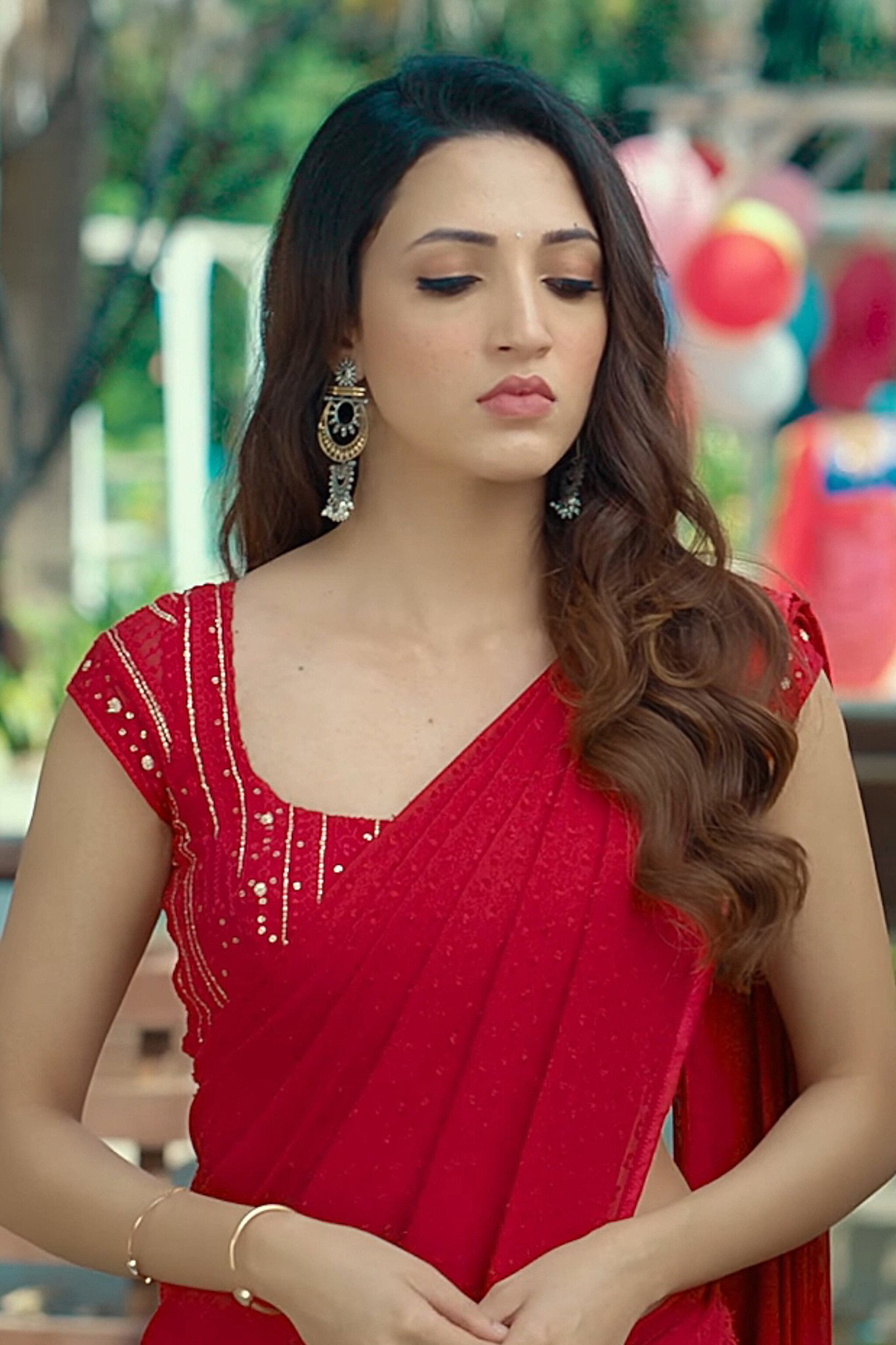 F5e-RaPbAAAMB81?format=jpg&name=large