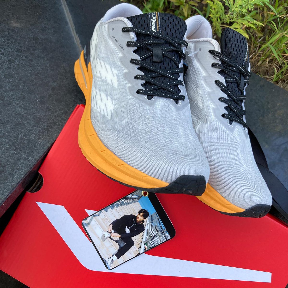 djeongmin's tweet photo. Look what I got here. Unleash Your Speed Enerjet Plus V2 It is expected to be lighter and more elastic than before!! Get your own, Pro-Specs.
#협찬 #프로스펙스 #PROSPECS #우리의속도는계속 https://t.co/IhU9EhIQye