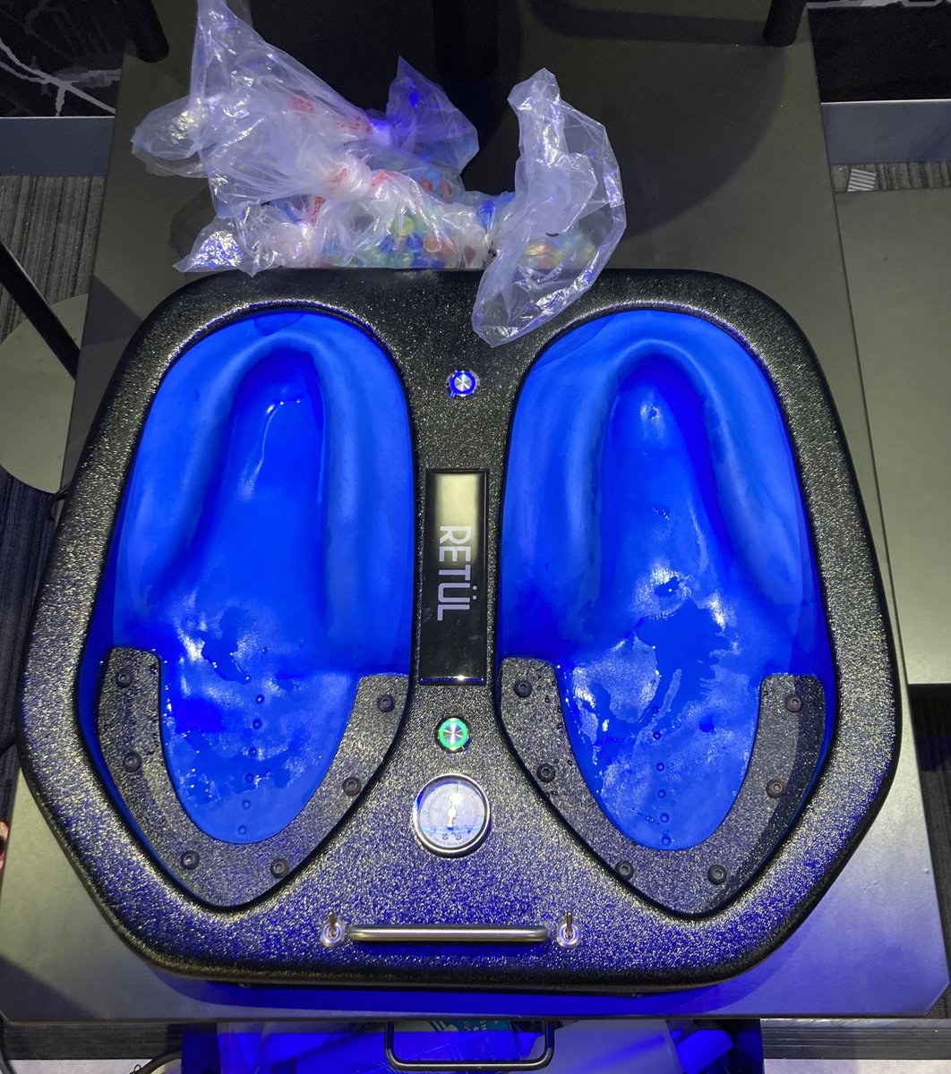 shogo2243's tweet photo. カスタムフットベッド施工なう
#RETUL https://t.co/GdPAAlfRe8