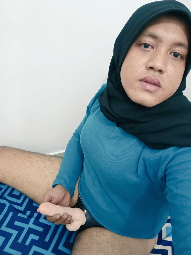 AYUNI CDER tweet media