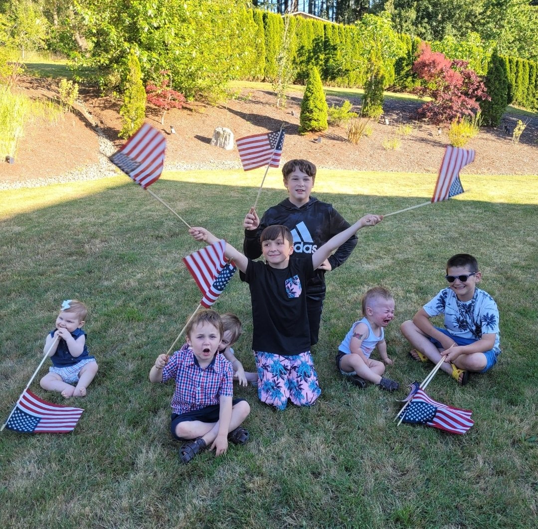 Hey <a href="/PortlandChamber/">Portland Regional Chamber of Commerce</a>, I heard moms from other states have participated in the #NationalCivicsBee. <a href="/oregonchamber/">Oregon Chamber</a> would be a great fit...Wouldn't you agree? #ad #civicsbuzz