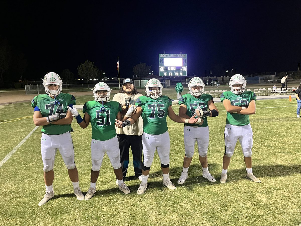 yubeta52_'s tweet photo. Big Win tonight! Especially on Veterans appreciation night!! #RUNTHEDAMNBALL https://t.co/Ee2e0TxySy