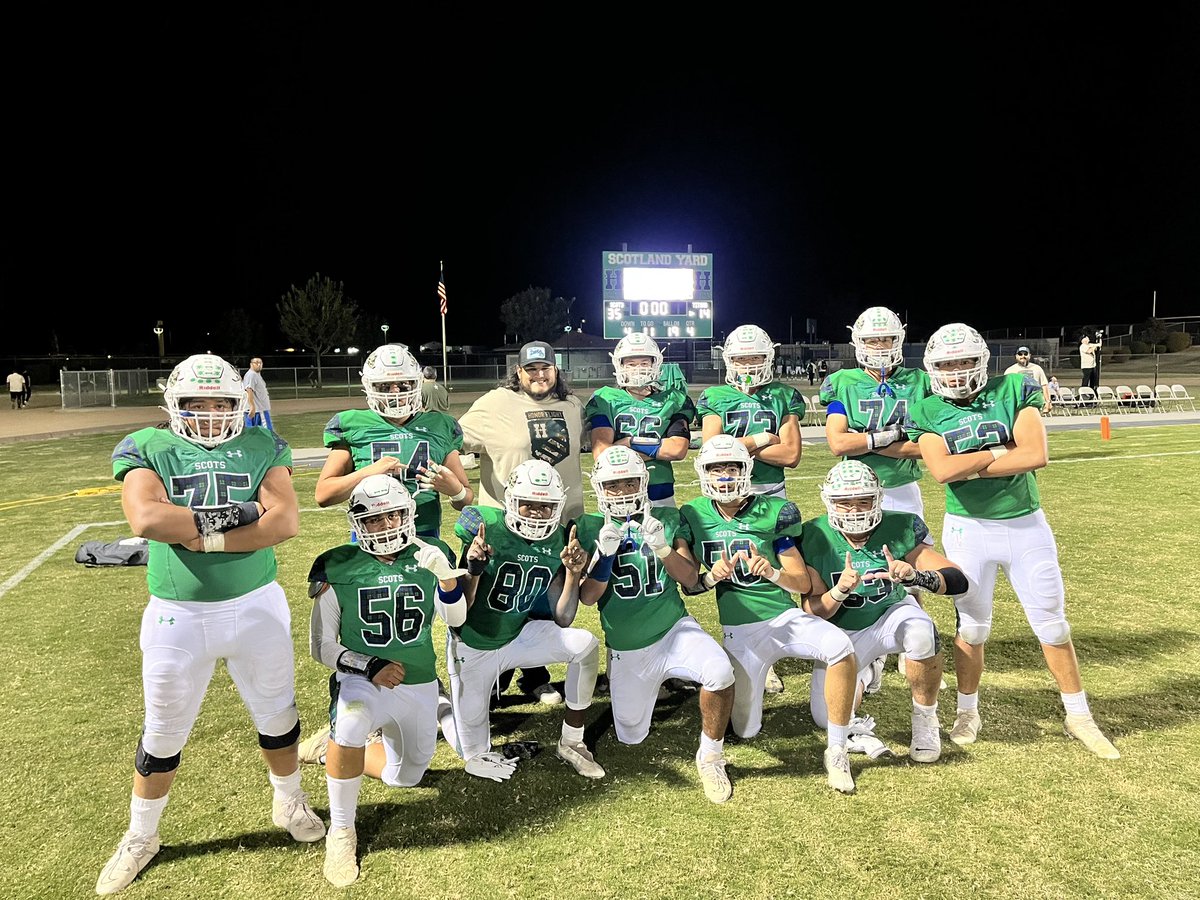 yubeta52_'s tweet photo. Big Win tonight! Especially on Veterans appreciation night!! #RUNTHEDAMNBALL https://t.co/Ee2e0TxySy