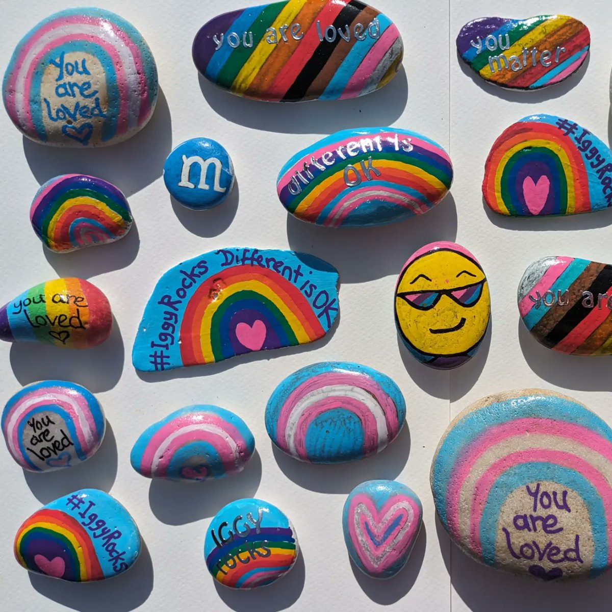 AusomeCharlie's tweet photo. Remembering my son Iggy today, on what would have been his 20th birthday, by retracing the steps of one of our long country walks, placing #IggyRocks for others to find 🌈🌈

#ActuallyAutistic #AtypicalGrief #AntiBullying #SuicidePrevention #DifferentIsOK https://t.co/LQTEmqraVq