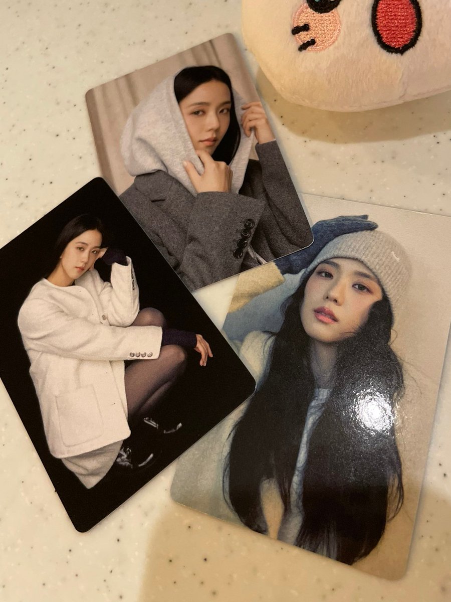 jisooschart's tweet photo. DUNST × JISOO Exclusive Event has started!

Get 3 #JISOO's photo cards by purchasing DUNST products more than $300 (limited quantity)
https://t.co/IdCBWISgDa
🌐 Worldwide shipping available https://t.co/68n20KBgzK