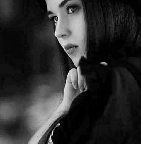 BarristerEliza's tweet photo. تھامے رکھ دامنِ اُمّید۔۔۔۔۔۔۔کے منہ تو نہیں موڑا
ابھی بس پھیری ہے نظر۔۔۔۔۔۔نظر کے سوال پر
شاہ ذیشان https://t.co/Wg0M9Y3eRq