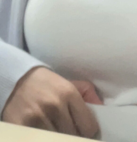 Frjdkbv's tweet photo. 坐在这就会有小肚肚 ＃重庆 ＃重庆学生 https://t.co/ZDrNJfFfZb