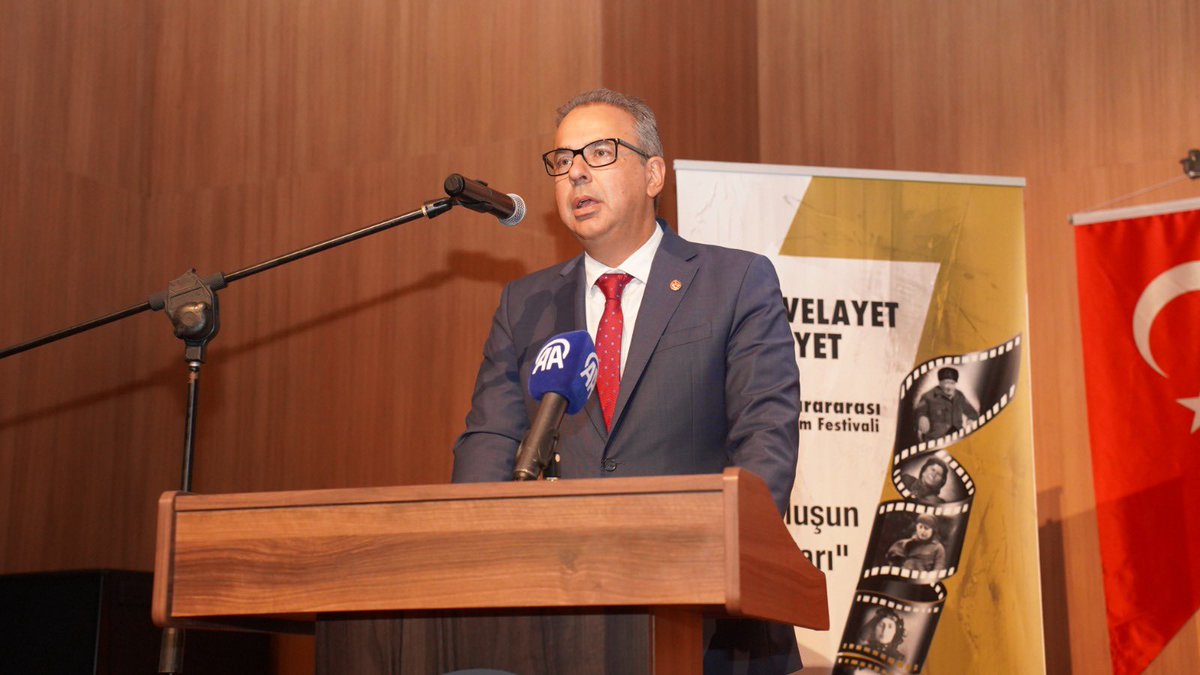 BursaTSO's tweet photo. Odamızın destekleriyle @TCKulturTurizm Sinema Gen Müd ile Ehli Sanat Sinema ve Kültür Derneği işbirliğiyle düzenlenen Uluslararası Yed-i Velayet 7 Vilayet Kısa Film Festivali'nin galası YK Üyemiz Hakan Batmaz ve TOBB Bursa KGK Başkanı Sevgi Saygın'ın katılımıyla gerçekleştirildi. https://t.co/1vMbmpm7nY