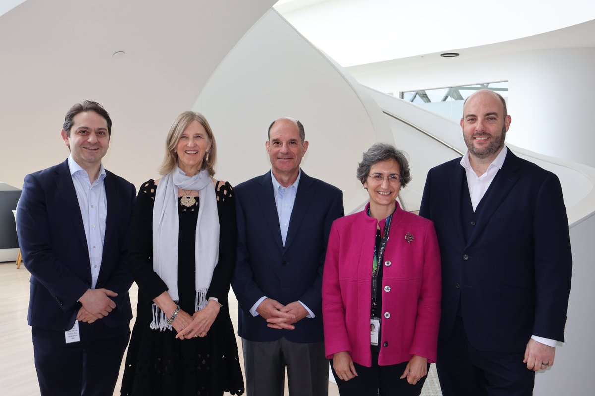 SAHMRI was extremely honoured by the visit from Nobel Laureate Professor David Julius and Professor Holly Ingraham, who made time to speak with our researchers during the only stop on their visit to Australia. 👨‍🔬