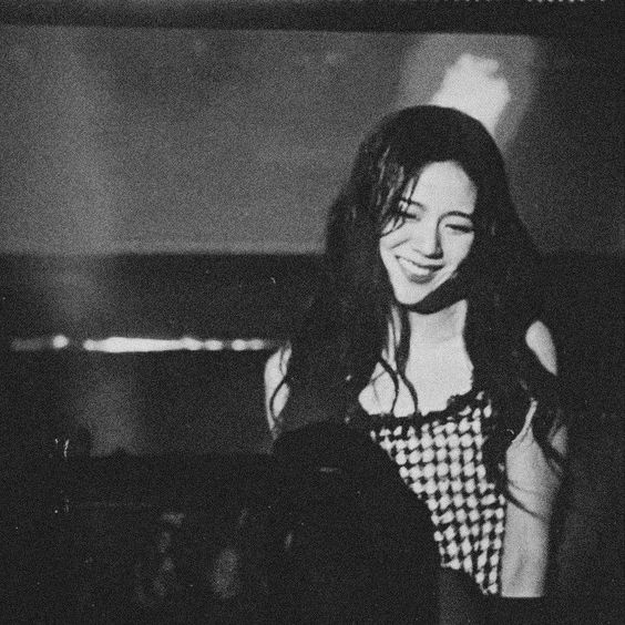 JS_POPBASE's tweet photo. VOTE FOR JISOO !!!!!!

I vote #FLOWER for #HitInternacional at this year's #BreakTudoAwards https://t.co/CvyWusWppK