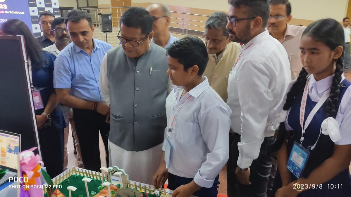 Samagra_Assam's tweet photo. #tesmeet 
Exhibition of #Tinkeringlab  organized in IIT Guwahati for transforming Education in Schools... https://t.co/6ldd7P0rzx