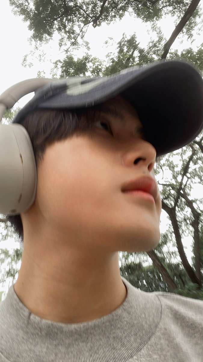 ffordful's tweet photo. บรื๊น~ https://t.co/yEaEX7Tpw4