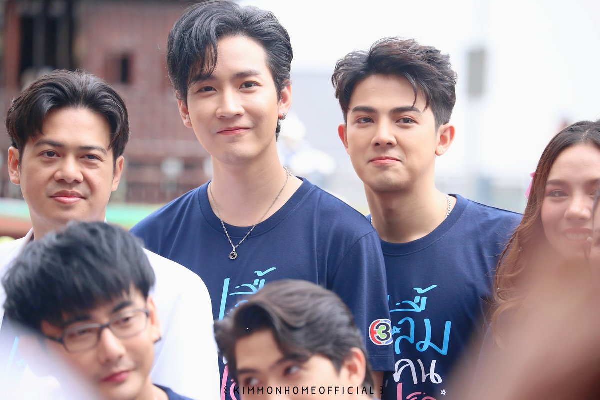 KIIMMONOFFICIAL's tweet photo. พี่ปลื้มกับน้องคน���ปรด 🥰

꒰ #ขุณขิมมอญ #ปลื้มคนโปรด #บวงสรวงปลื้มคนโปรด ꒱

@KiimMon https://t.co/5YZI2eWi5N