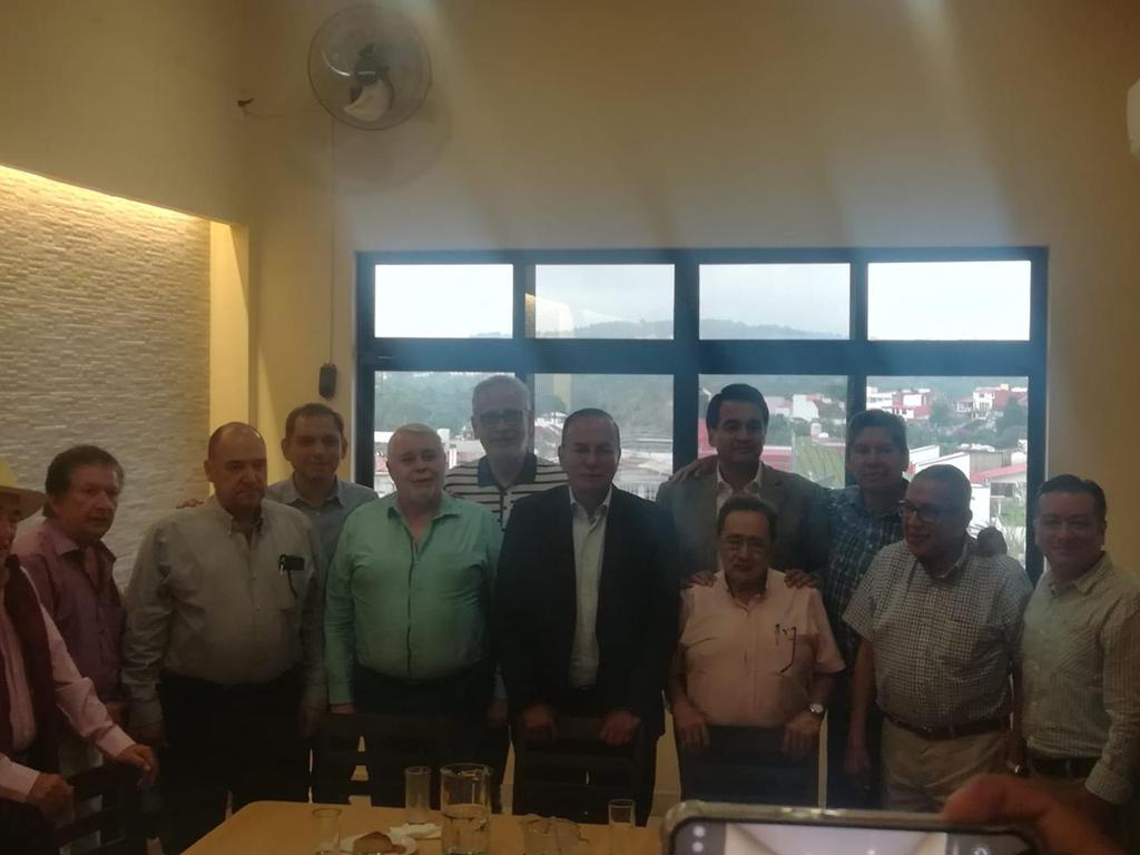 delriovirgen1's tweet photo. El #ProyectoInocencia se fortalece con el apoyo de los  periodistas de #Veracruz que se han interesado por conocerlo y difundir sus beneficios de sacar de la cárcel a personas detenidas de manera ilegal e injusta. 

Gracias a mis amig@s de la prensa por su respaldo y difusión con el único interes de abogar por la separación de poderes en la entidad y por su lucha a favor de una vida más justa que nos merecemos los veracruzanos.