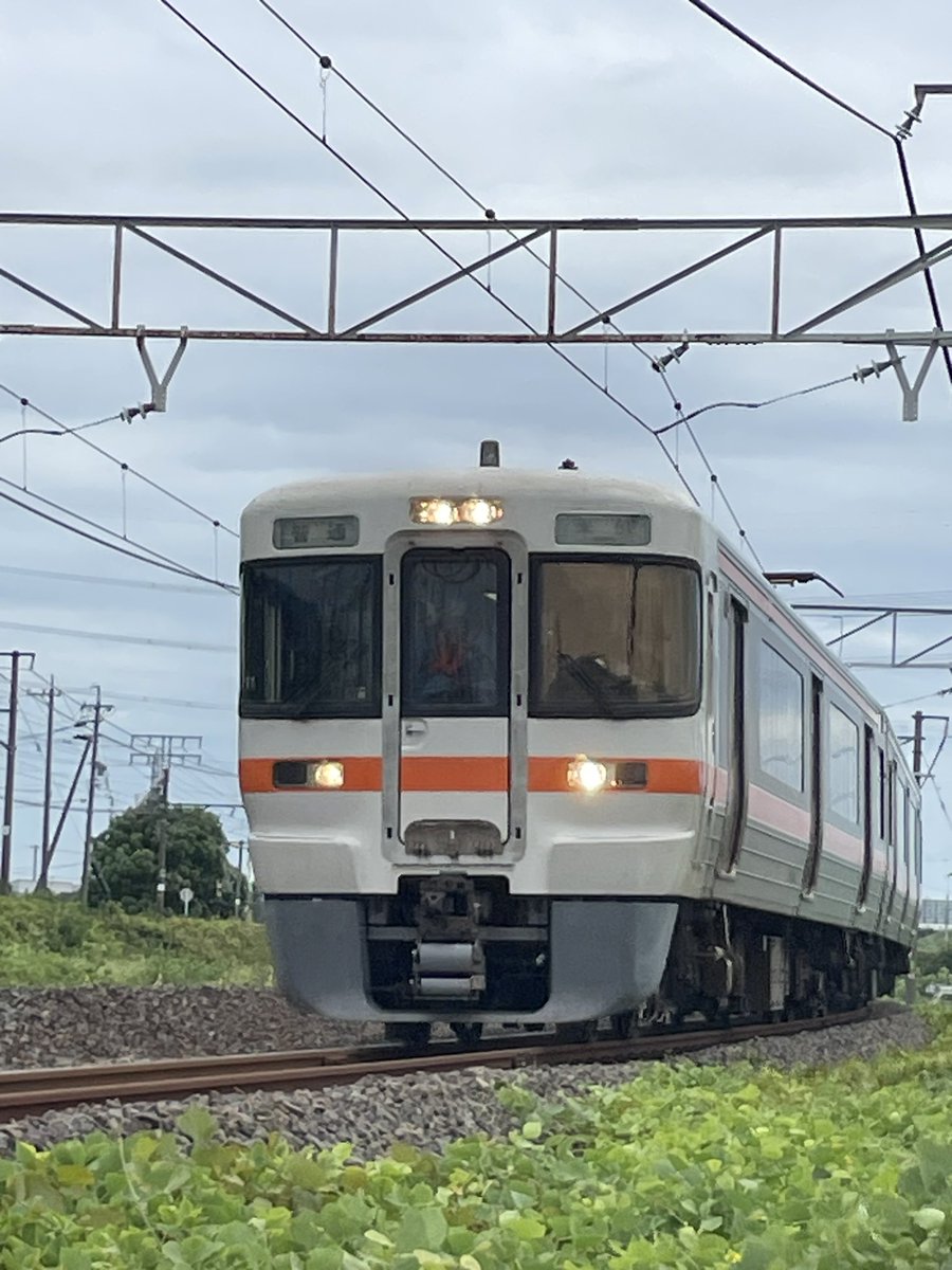 takkin_engine_d's tweet photo. 217F米原行きはJ12、219FはY11がそれぞれ運用に入りました。
#313系
#J12
#Y11
#217F
#219F
#JR東海_運用 https://t.co/JPclp0K5ff