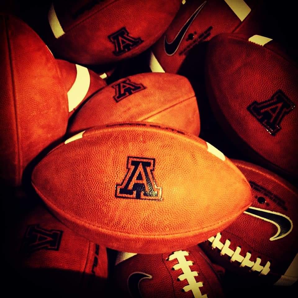 Come out and join the East Valley Cats at our first game watch party this football season. We will cheer on #ArizonaWildcats Football as they hit the road to take on the Mississippi State Bulldogs. We will be at Matty G's Steakburgers and Lobsta Rolls. Details on Facebook!